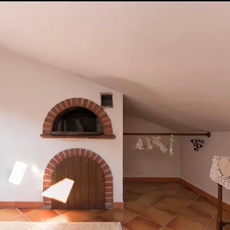 Splendida E Incantevole Casa A Due Passi Dal Mare ヴィアレッジョ