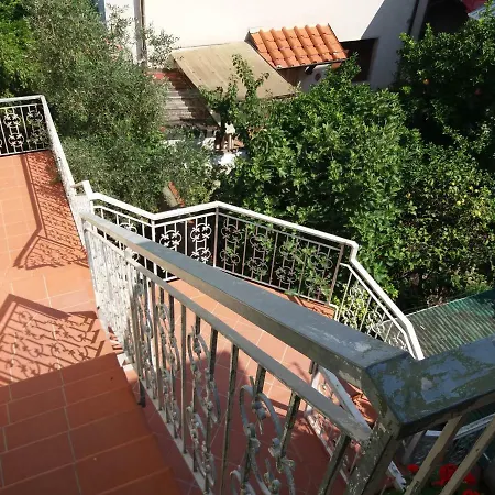 Splendida E Incantevole Casa A Due Passi Dal Mare Appartamento Viareggio